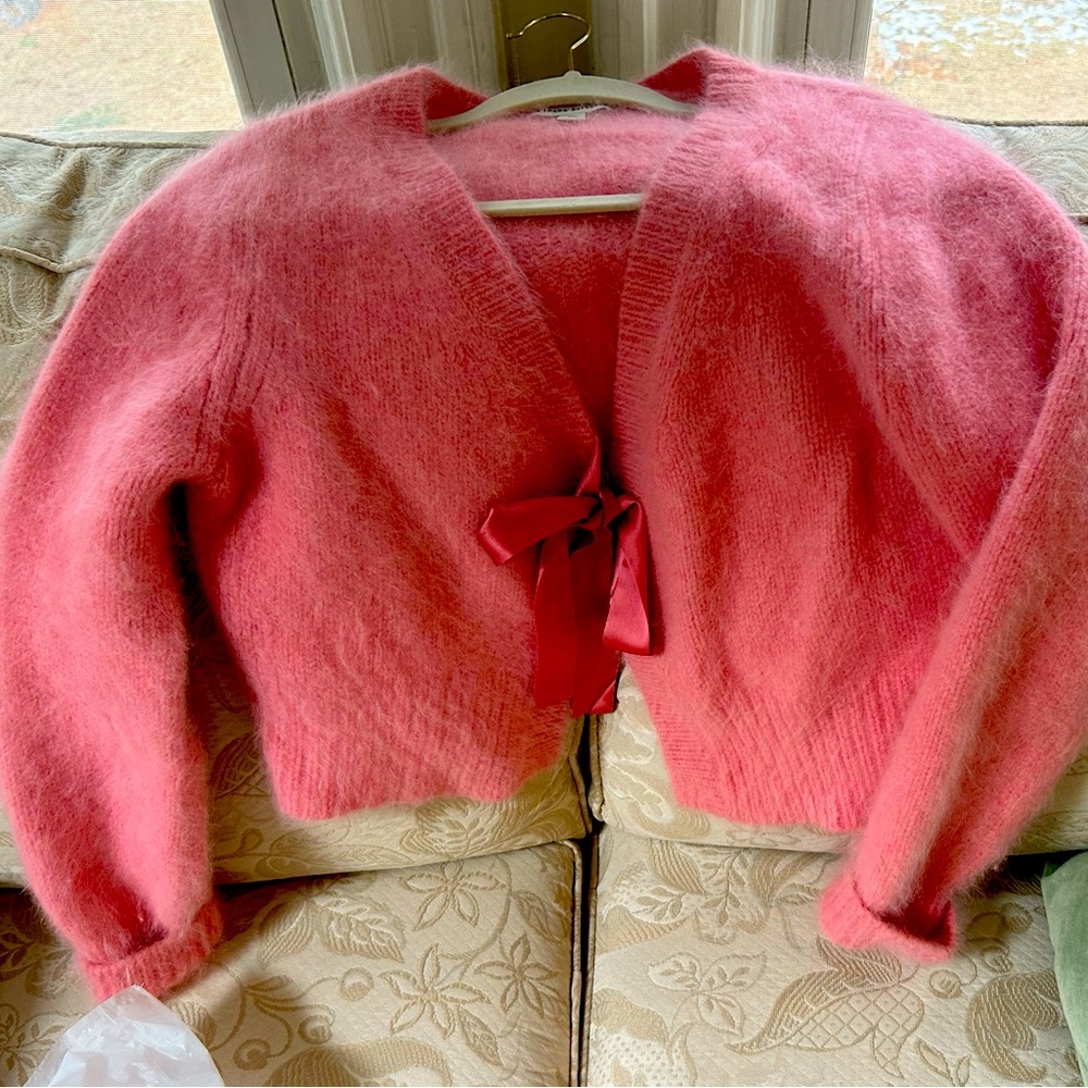 Banana Republic XL mohair/ cashmere sweater, worn 1x beautiful and cozy soft.